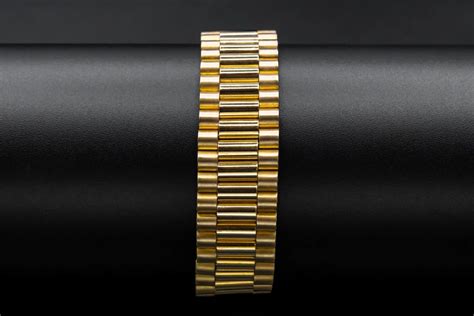 9ct Gold Children’s Rolex Style Bracelet 18.9g